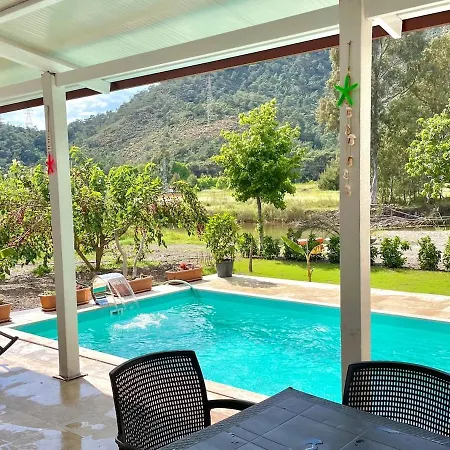 别墅 Luxury With Pool In *
